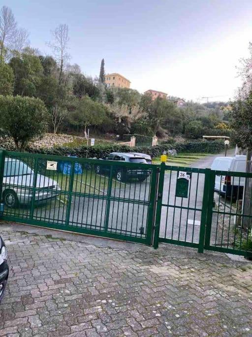 Nene Al Mare Appartamento Con Posto Auto Wifi E Idromassaggio サンタ・マルゲリータ・リグレ エクステリア 写真